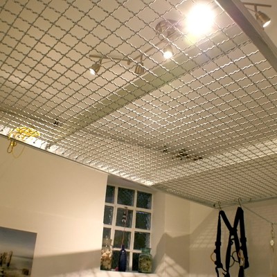 Großer Schlingentisch